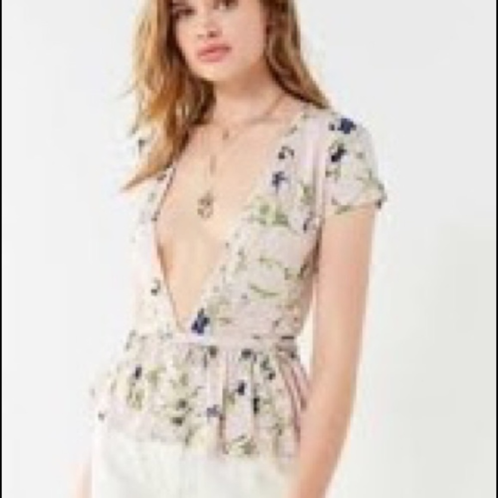 UO Pink Ditsy Summer Wrap Top